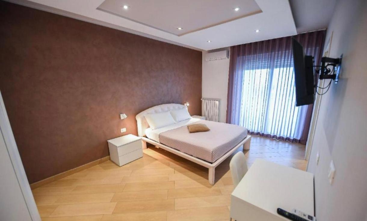 Karol Wojtyla Airport Bari Hotel ภายนอก รูปภาพ