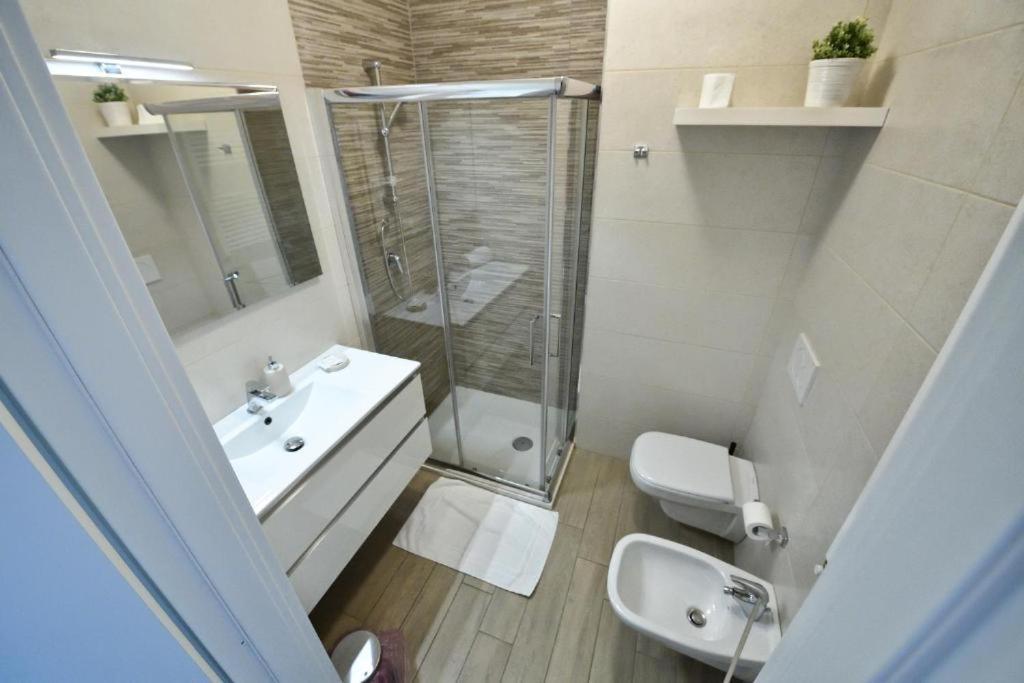 Karol Wojtyla Airport Bari Hotel ภายนอก รูปภาพ